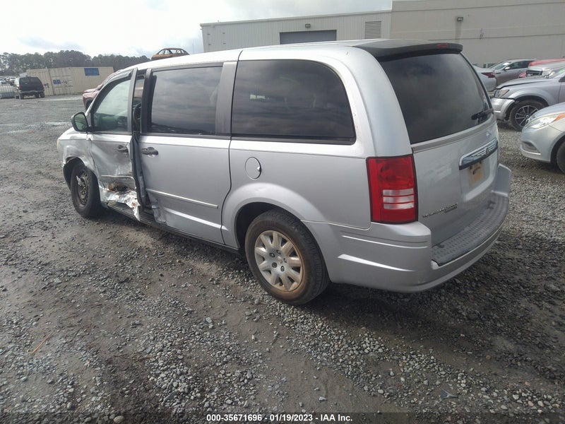 Chrysler Town & Country 2008г.