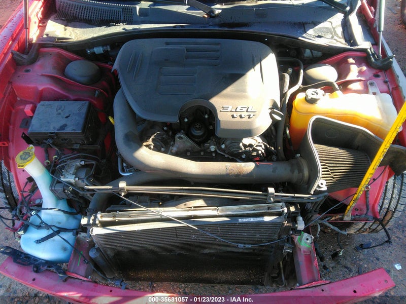 Dodge Charger 2016г.