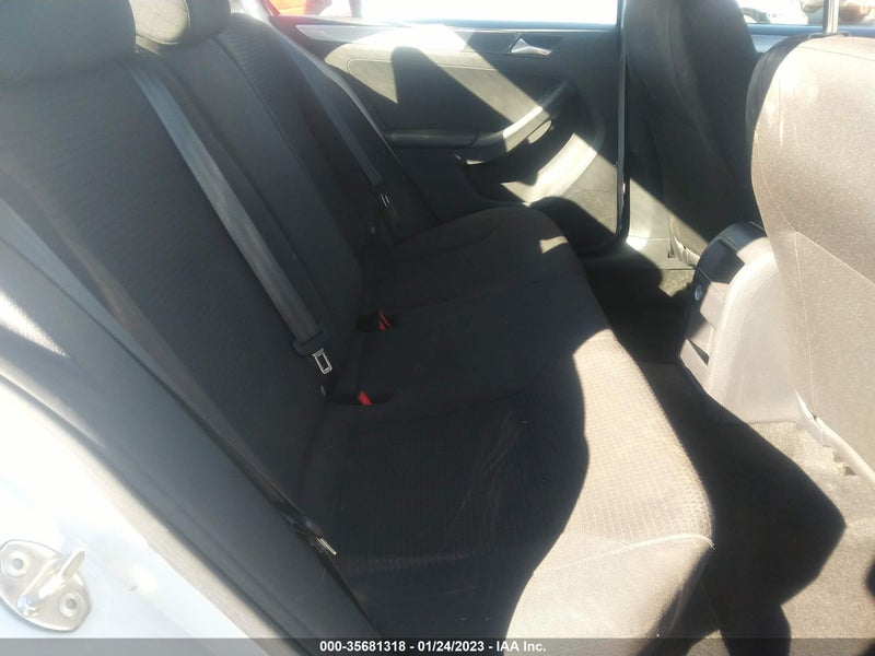 Volkswagen Jetta 2015г.
