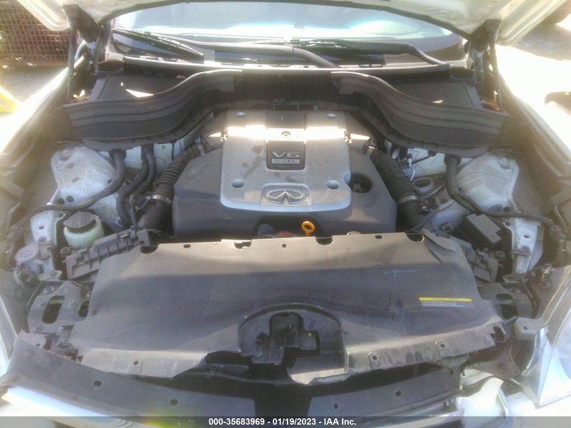 Infiniti QX50 2017г.