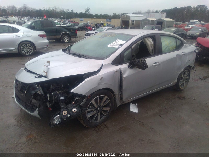 Nissan Versa 2020г.