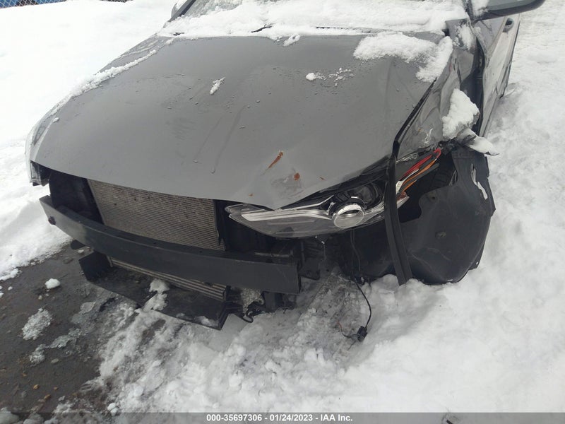 Hyundai Elantra 2017г.