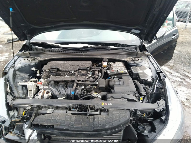 Hyundai Elantra 2021г.