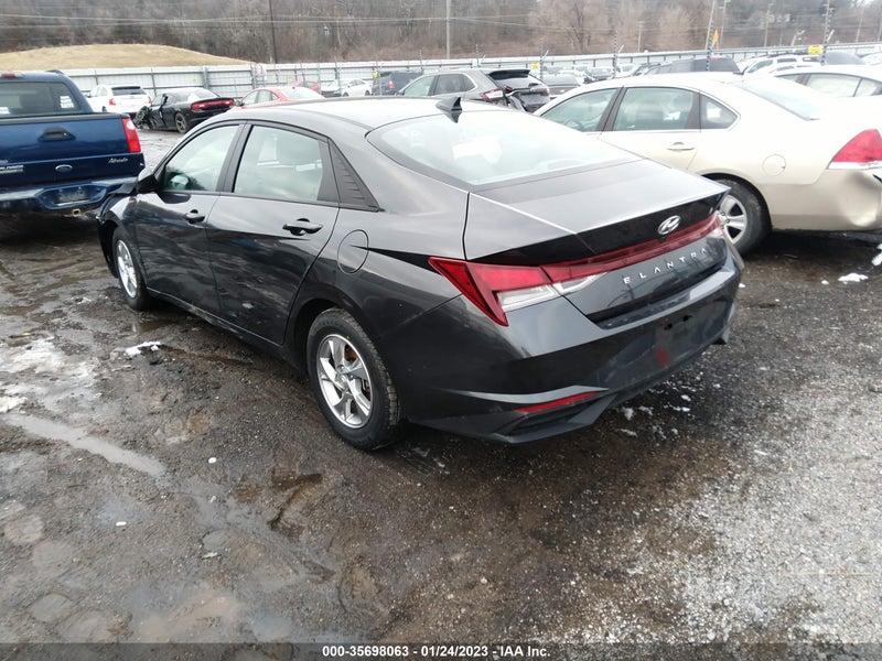 Hyundai Elantra 2021г.