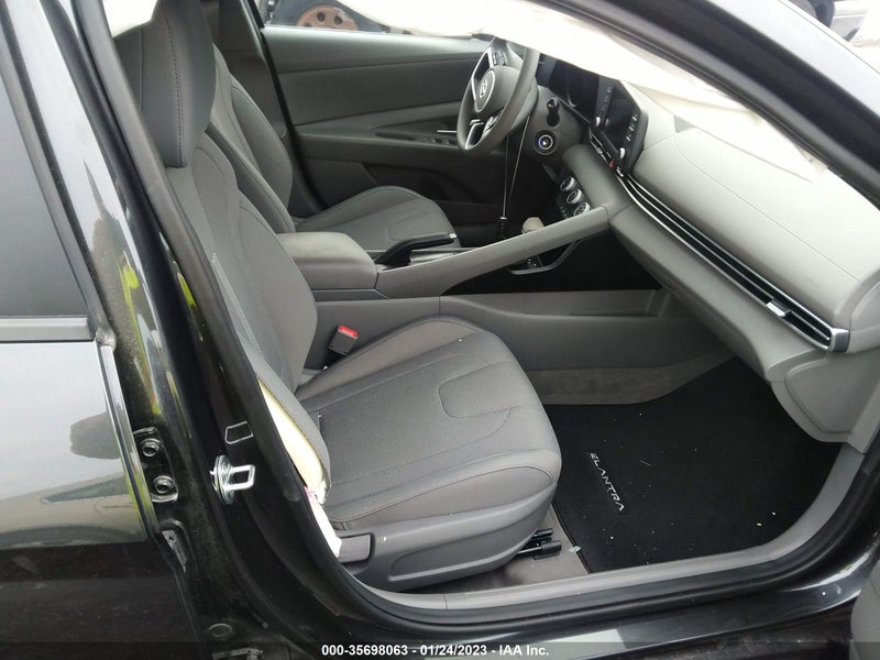 Hyundai Elantra 2021г.