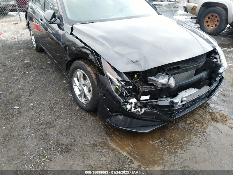 Hyundai Elantra 2021г.