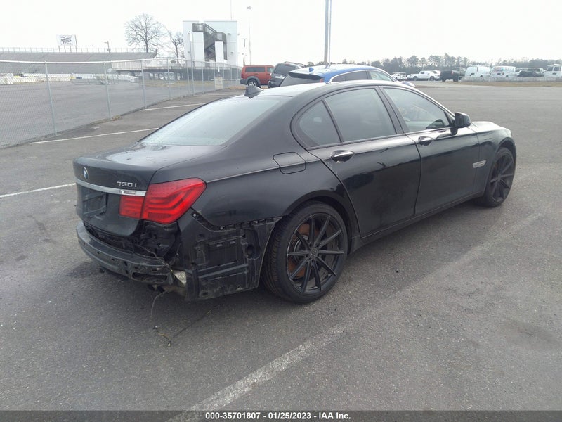 BMW 7 Series 2012г.