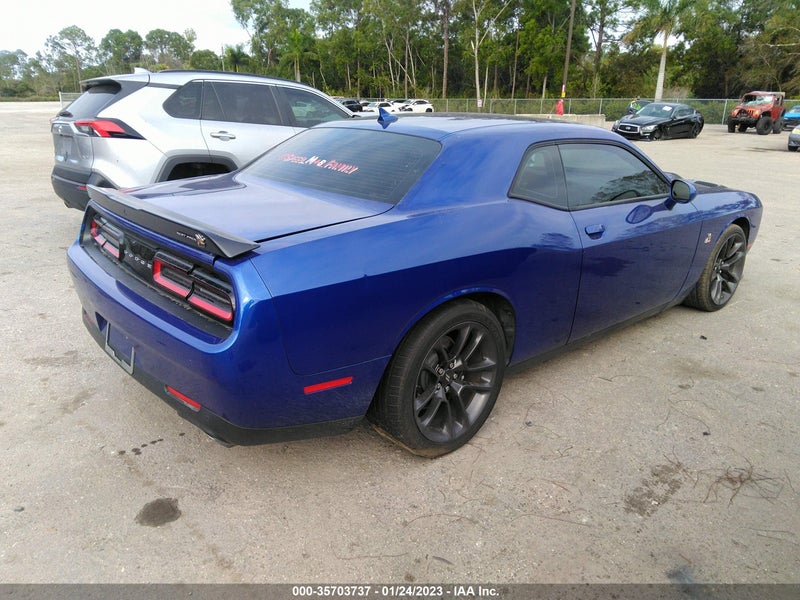 Dodge Challenger 2020г.