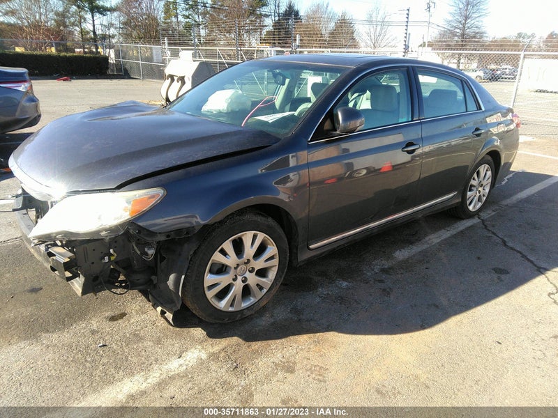 Toyota Avalon 2012г.