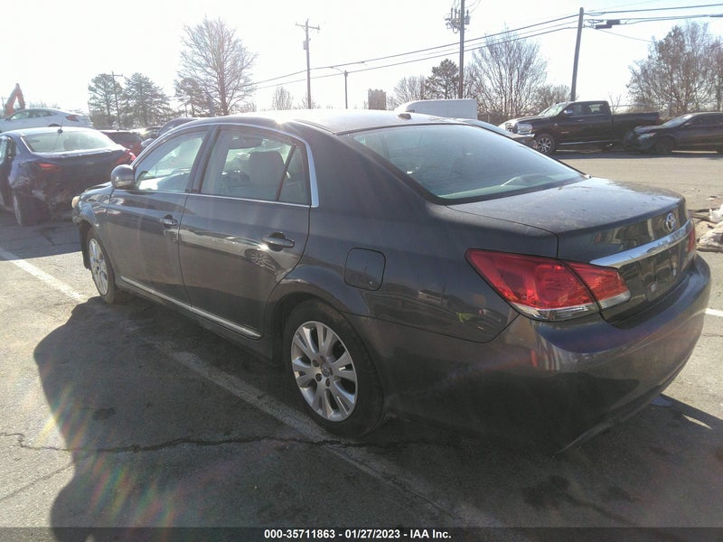Toyota Avalon 2012г.