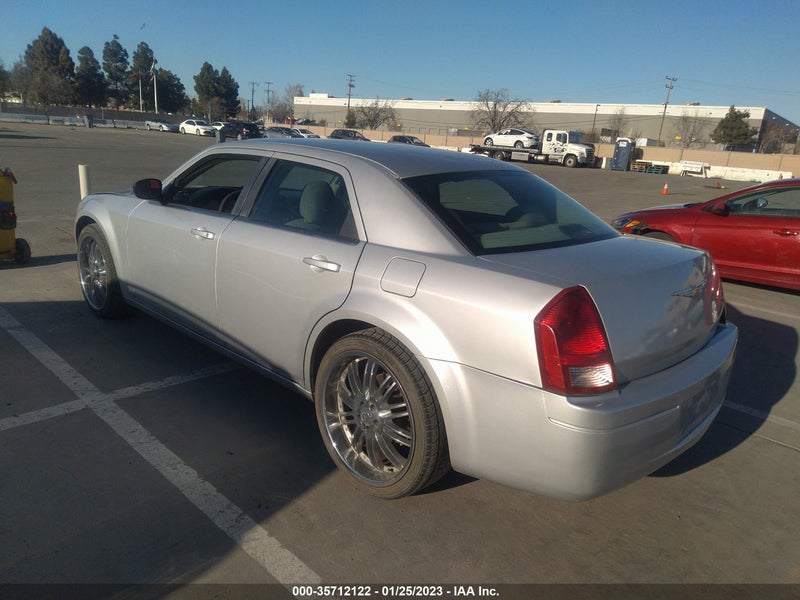 Chrysler 300 2007г.