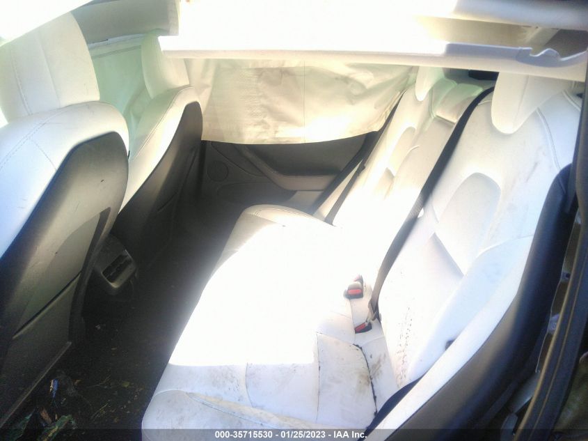 Tesla Model 3 2022г.