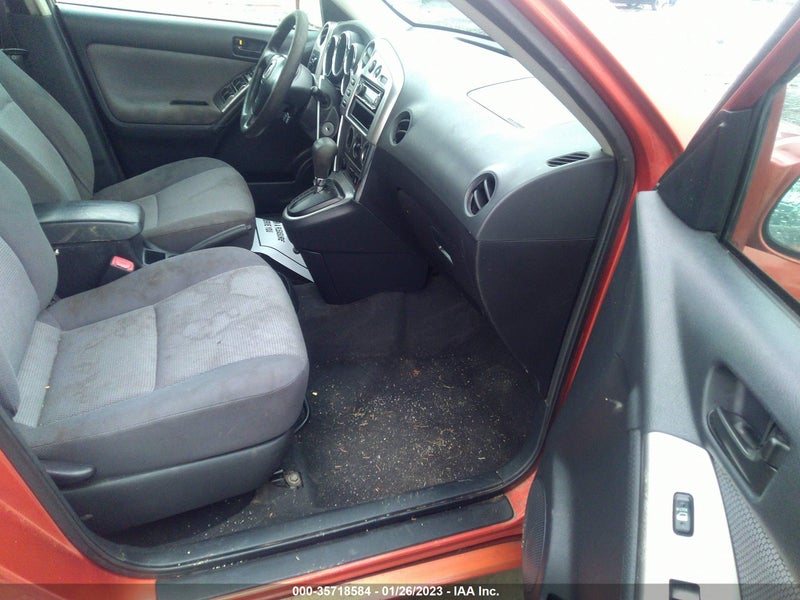 Pontiac Vibe 2005г.