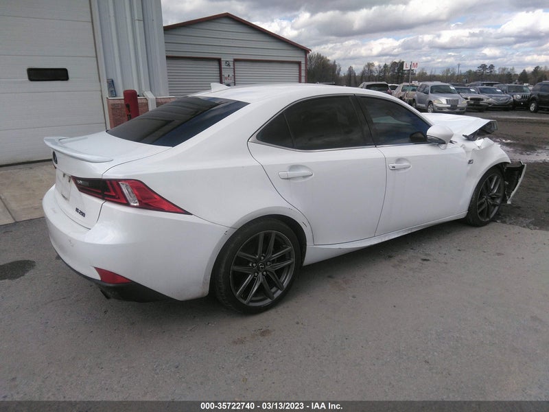 Lexus IS 2014г.