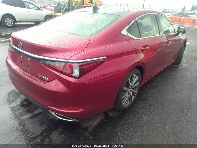 Lexus ES 350 2019г.