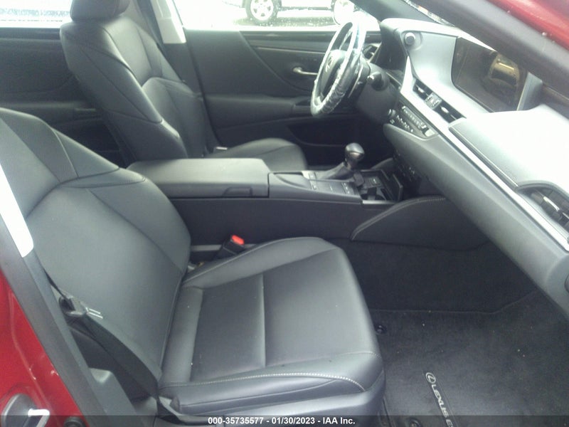 Lexus ES 350 2019г.