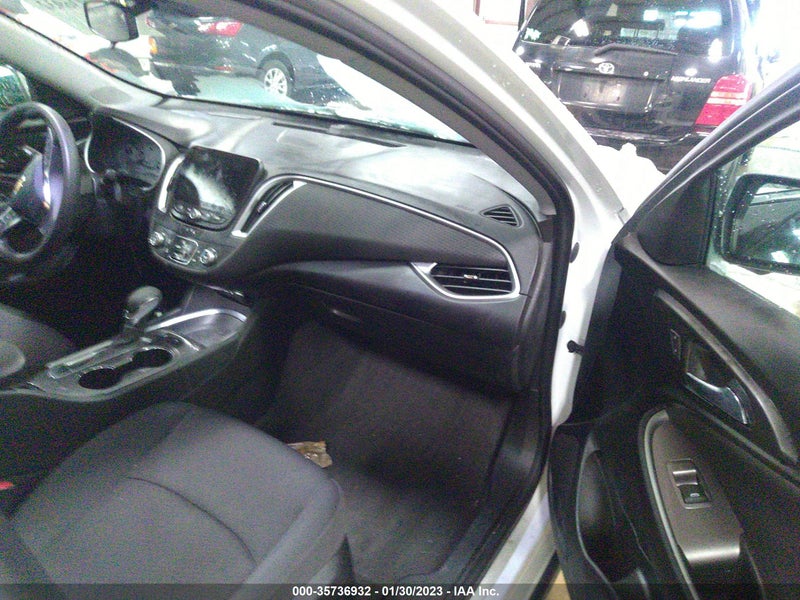 Chevrolet Malibu 2021г.