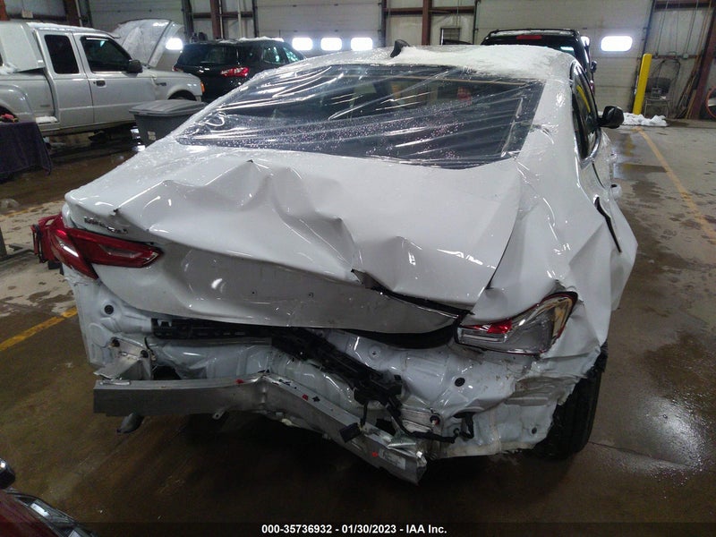 Chevrolet Malibu 2021г.