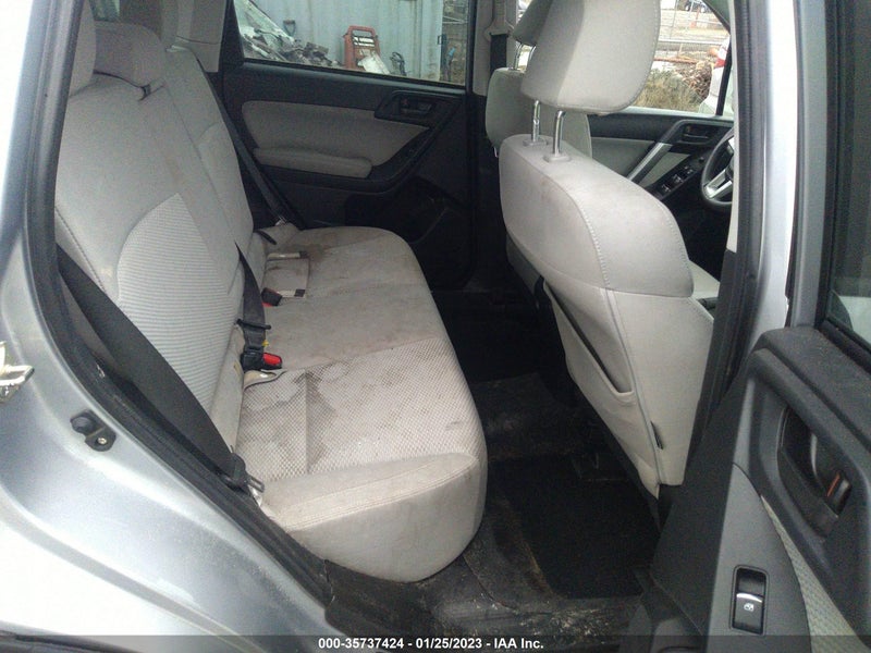 Subaru Forester 2017г.