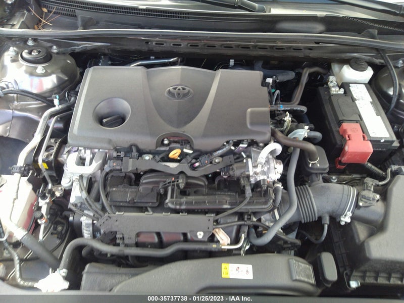 Toyota Camry 2022г.