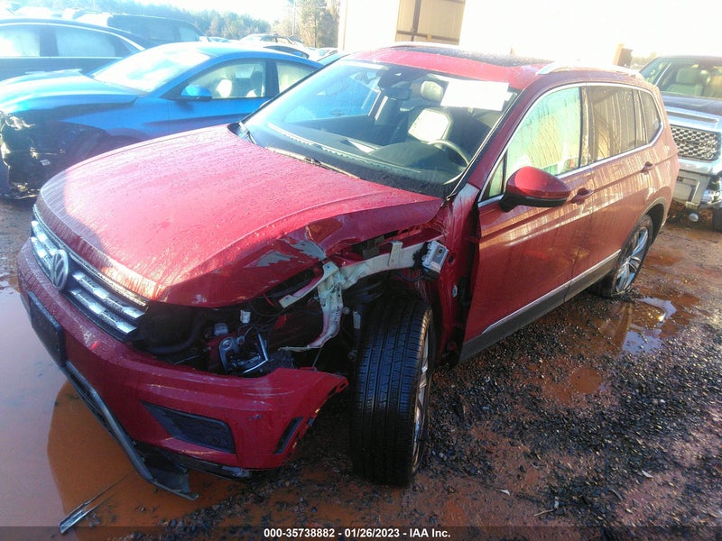 Volkswagen Tiguan 2021г.
