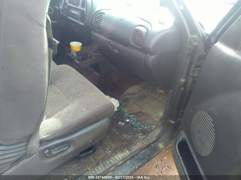 Dodge Ram Pickup 1500 2001г.