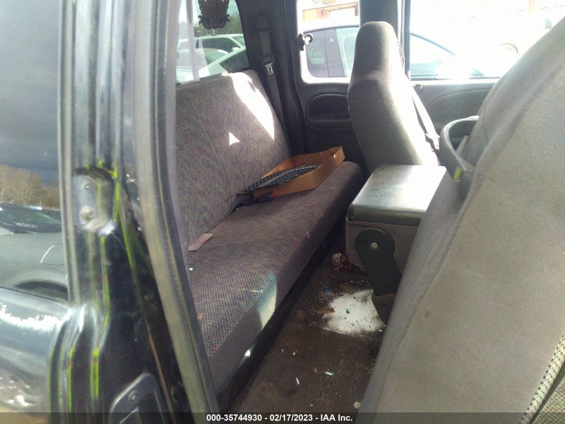 Dodge Ram Pickup 1500 2001г.