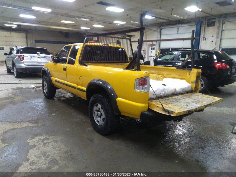 Chevrolet S-10 Pickup 2003г.