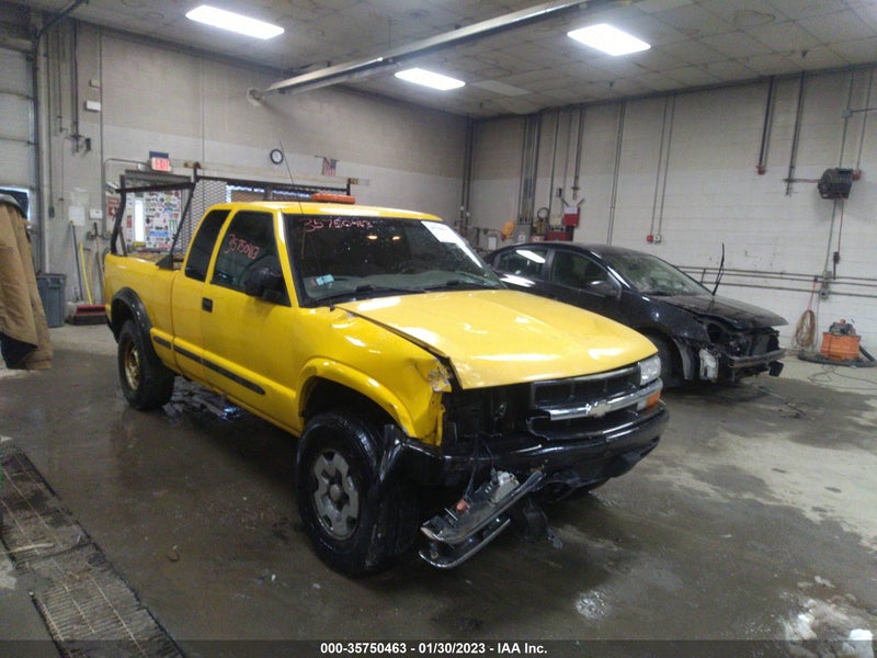Chevrolet S-10 Pickup 2003г.
