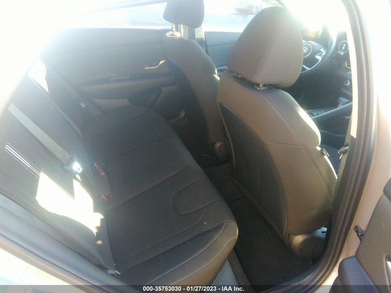 Hyundai Elantra 2023г.