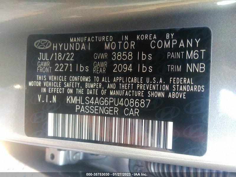 Hyundai Elantra 2023г.