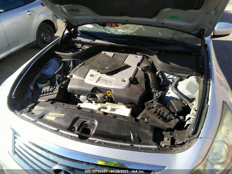 Infiniti Q40 2015г.