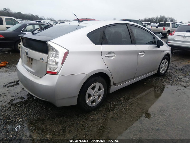 Toyota Prius 2010г.