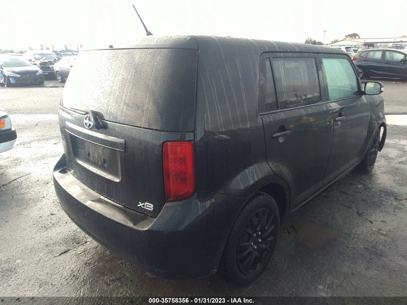 Scion xB 2008г.
