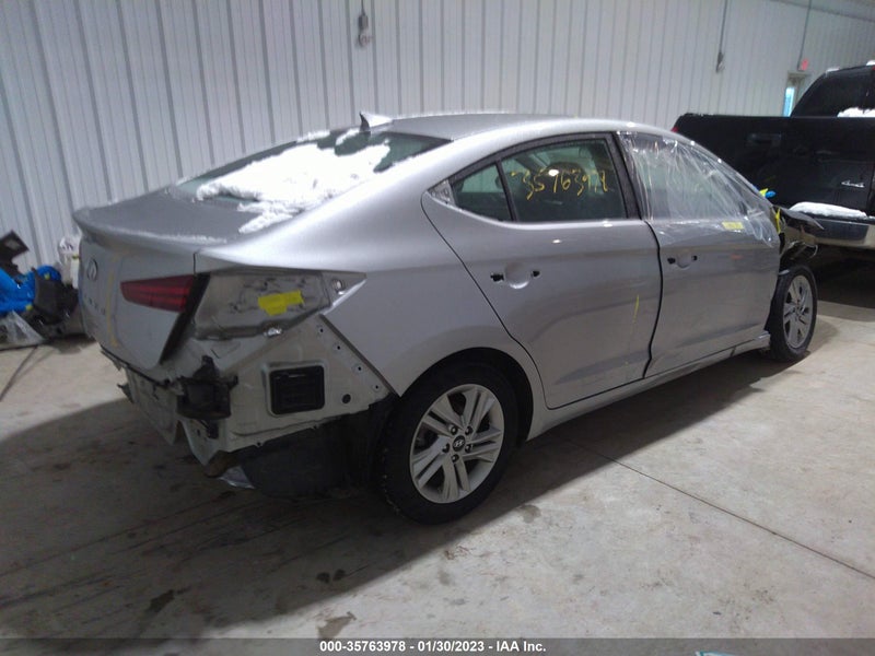 Hyundai Elantra 2020г.