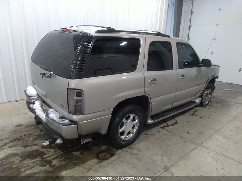 GMC Yukon Denali 2004г.
