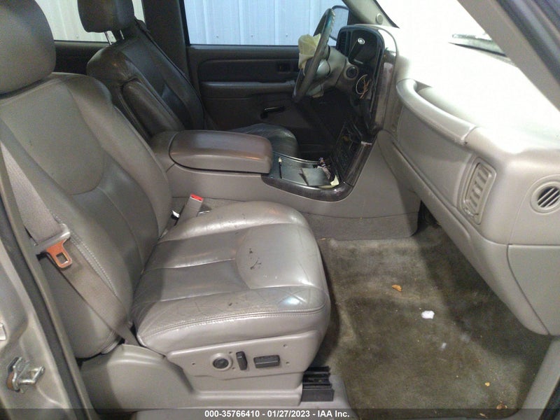 GMC Yukon Denali 2004г.