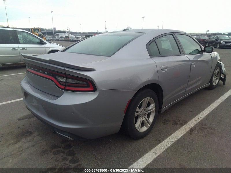 Dodge Charger 2015г.