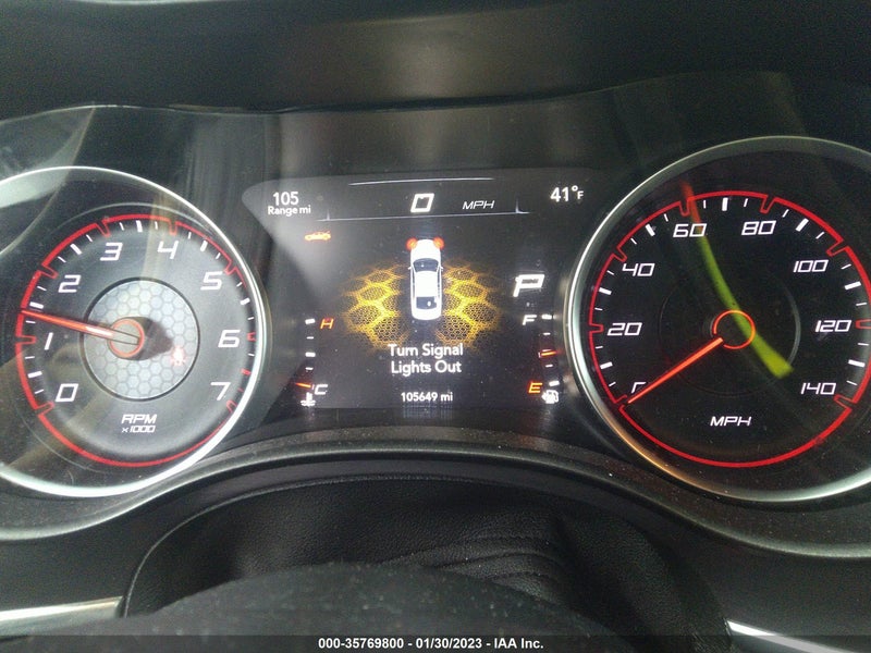 Dodge Charger 2015г.