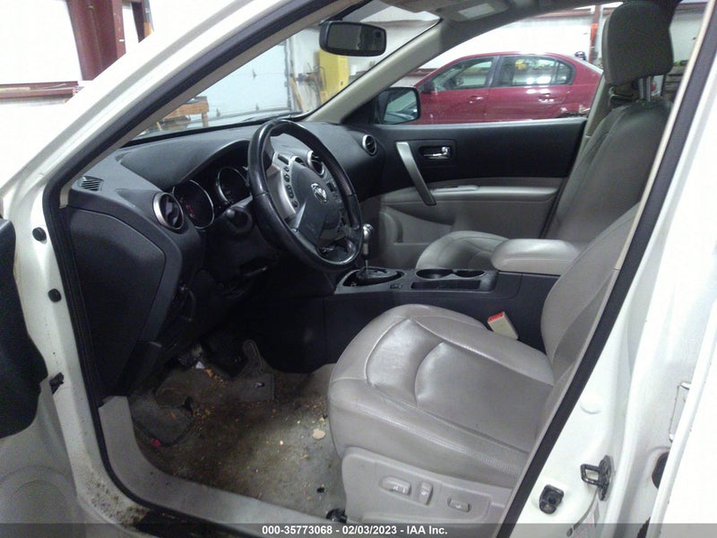 Nissan Rogue 2008г.