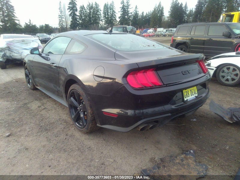 Ford Mustang 2022г.