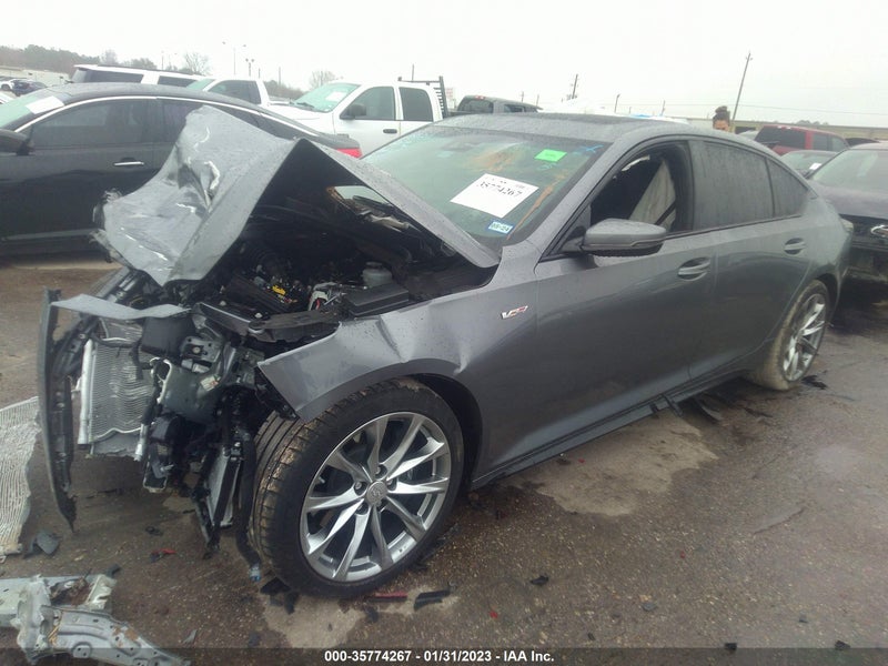 Cadillac CT5 2022г.