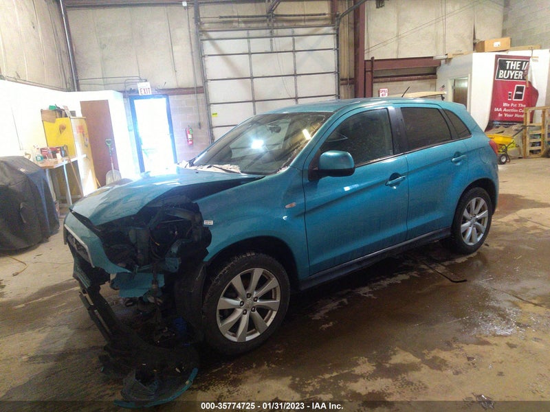 Mitsubishi Outlander 2014г.