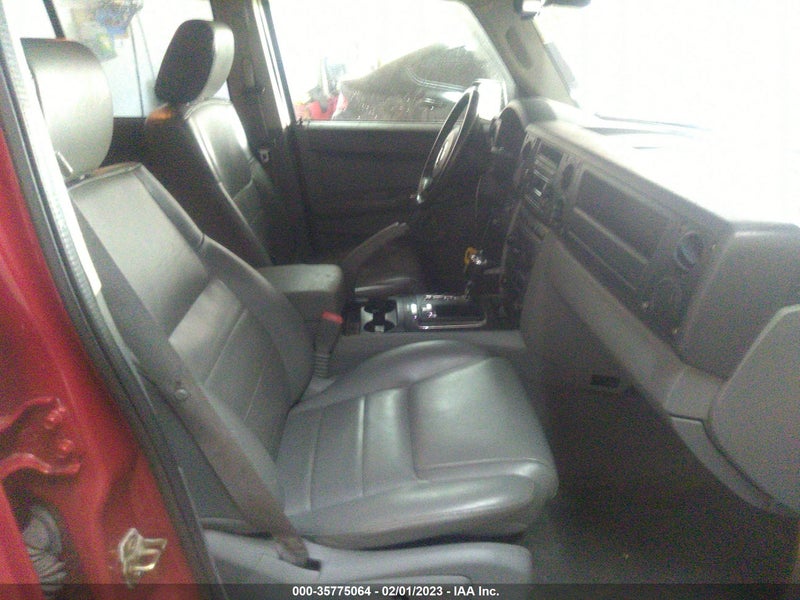 Jeep Commander 2006г.