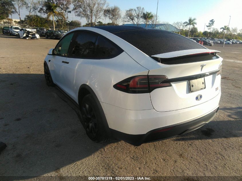 Tesla Model X 2022г.