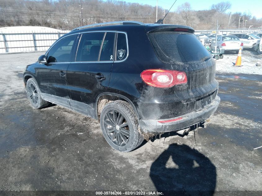 Volkswagen Tiguan 2010г.
