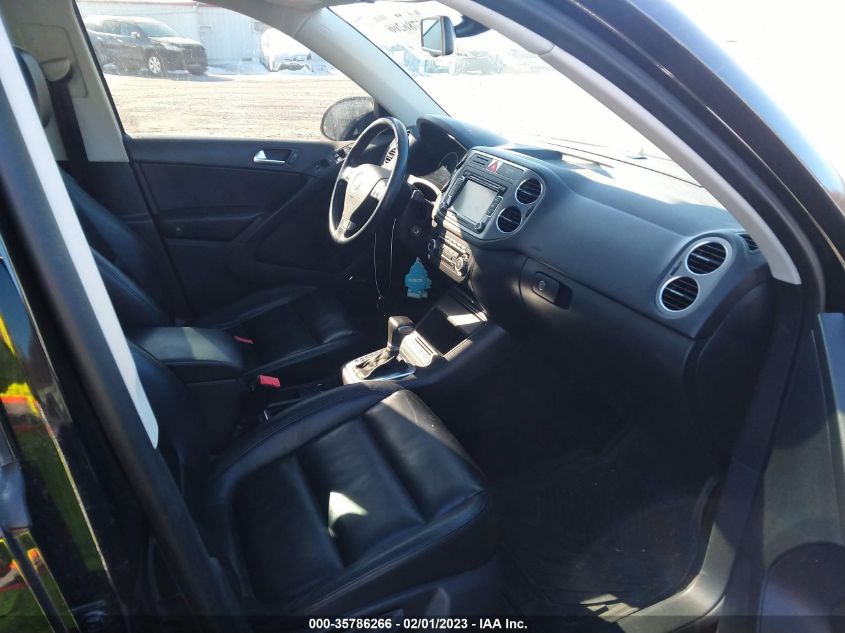 Volkswagen Tiguan 2010г.