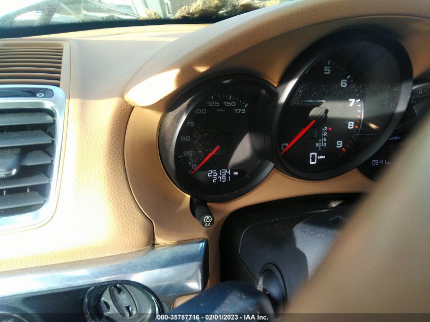 Porsche Boxster 2015г.