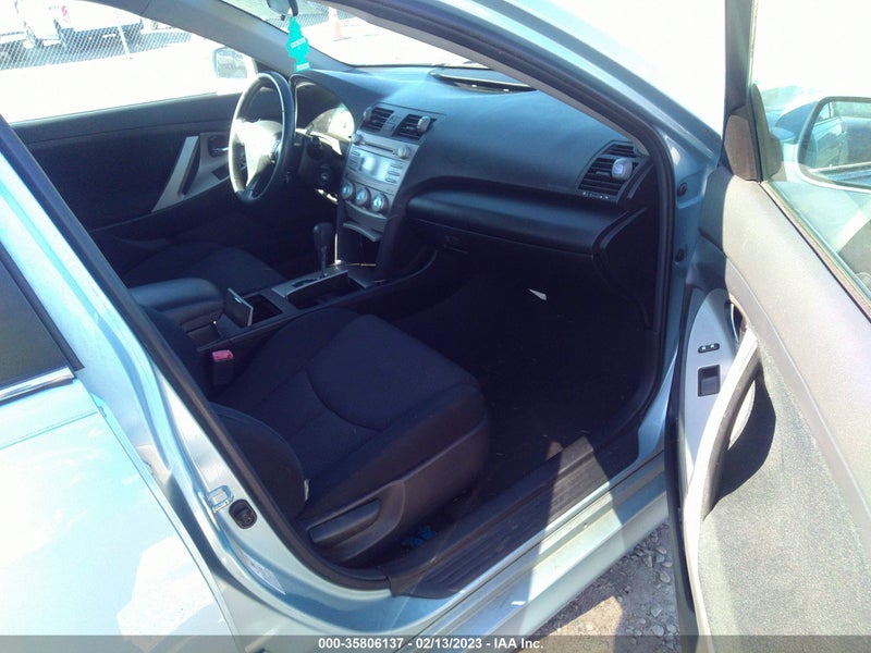 Toyota Camry 2008г.