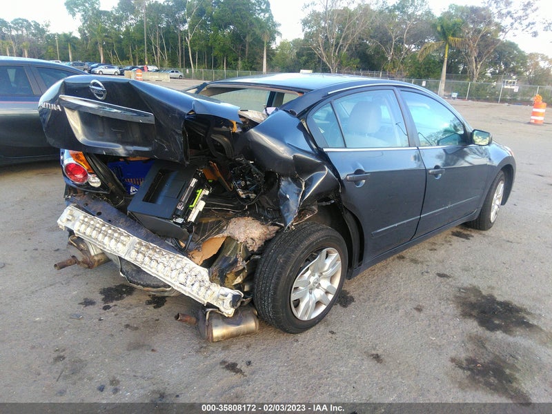 Nissan Altima 2011г.